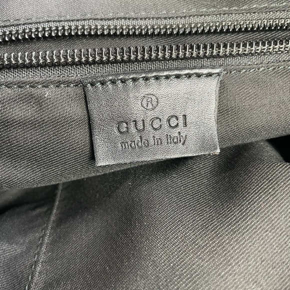 Gucci Crystal coated Monogram crossbody bag - Picture 6 of 16